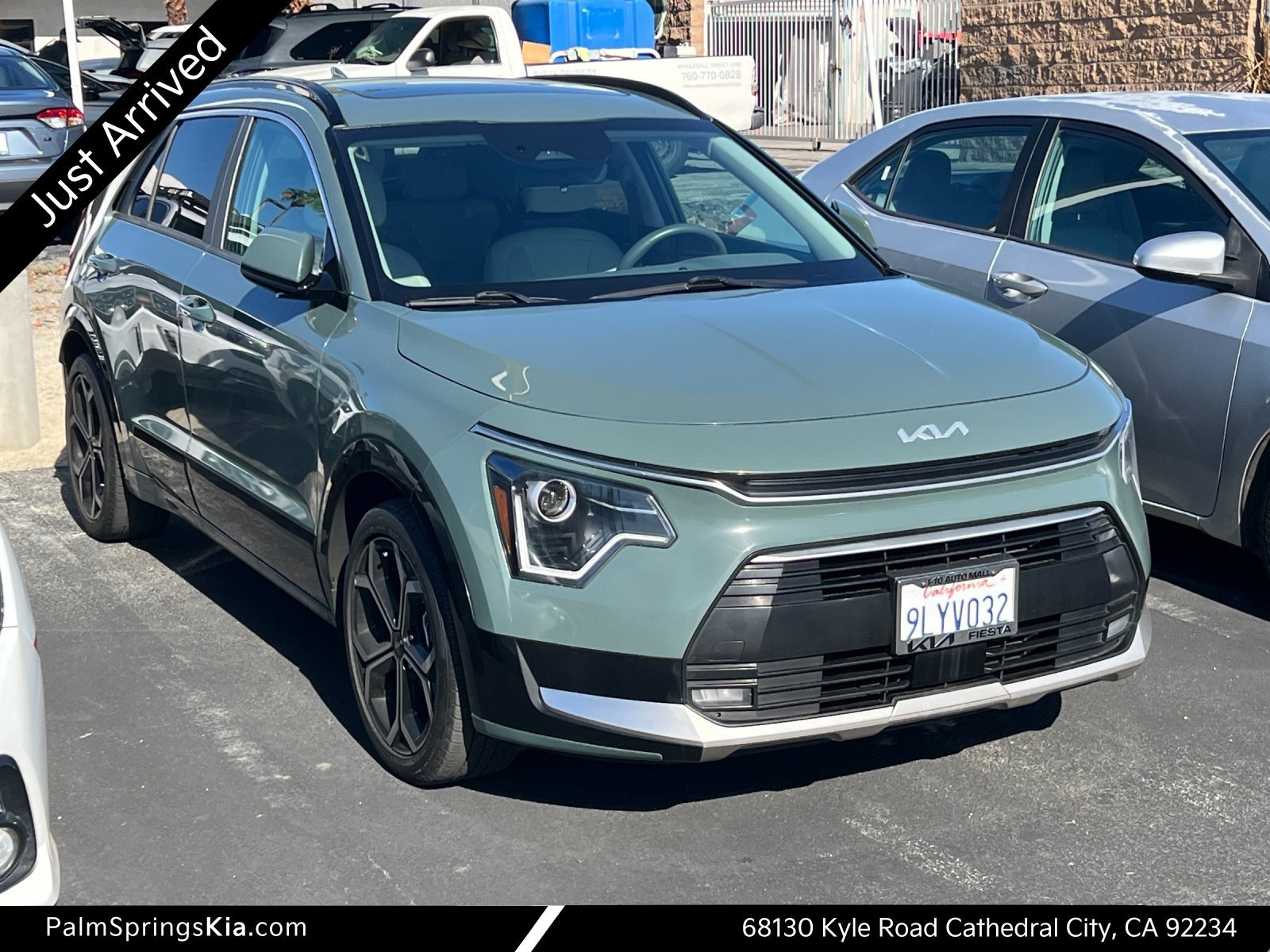Used 2024 Kia Niro EX Touring