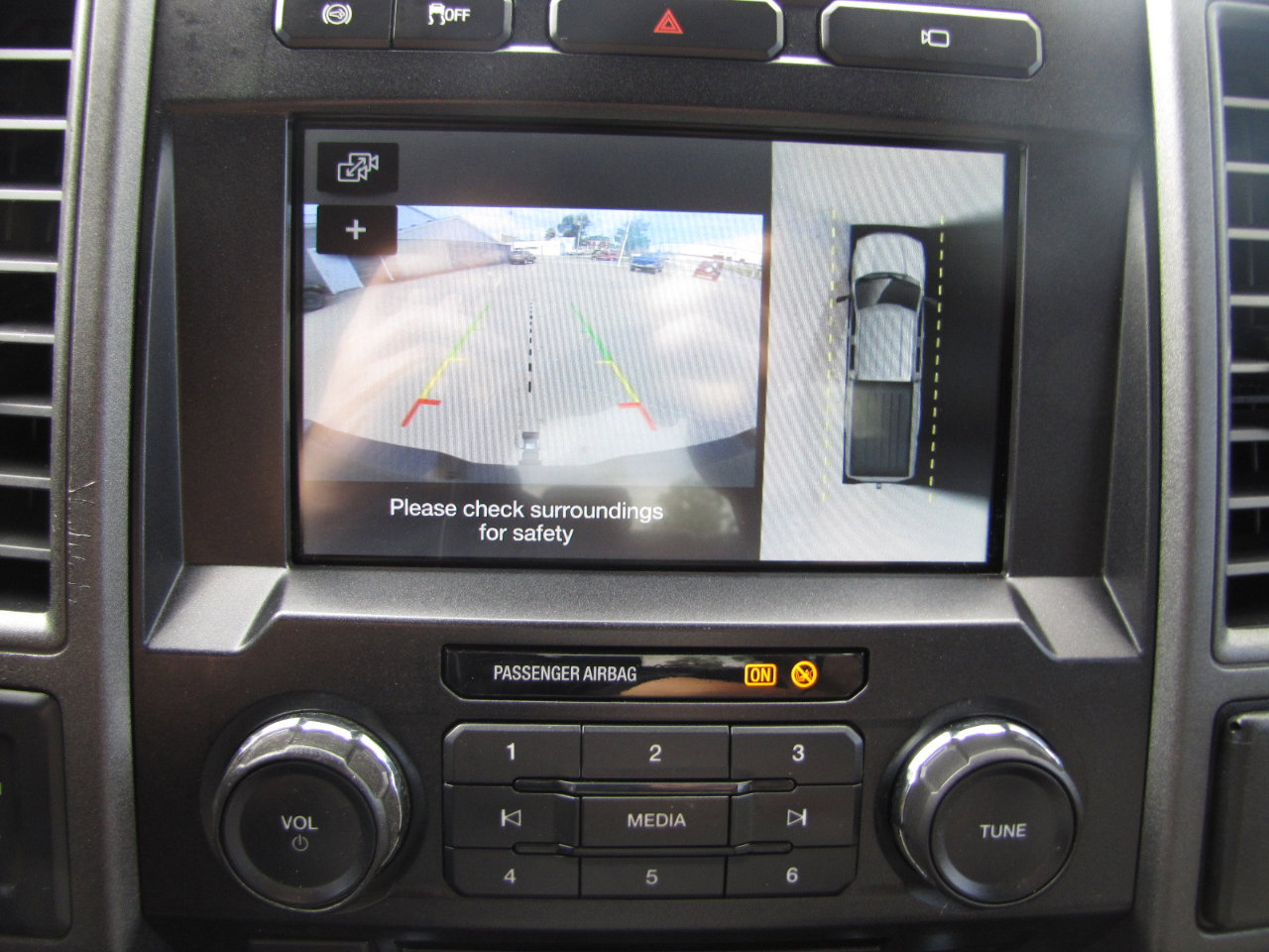 Used 2018 Ford F350 XL w/ Power Equipment Group image 12