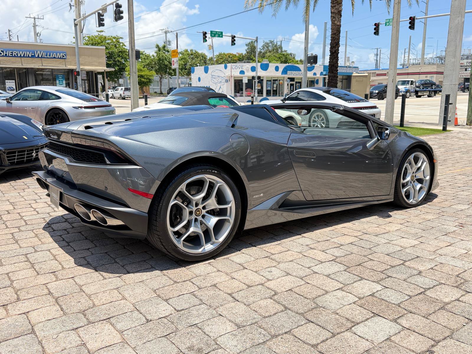 Used 2016 Lamborghini Huracan LP 610-4 AWD/4WD image 12