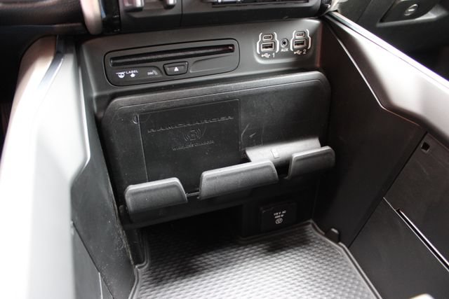 Used 2019 RAM 1500 Laramie AWD/4WD image 29