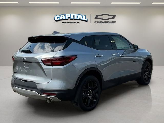 Used 2023 Chevrolet Blazer LT w/ LPO, Black Grille Bar Package image 5