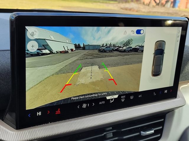 New 2026 Ford Explorer Active image 22