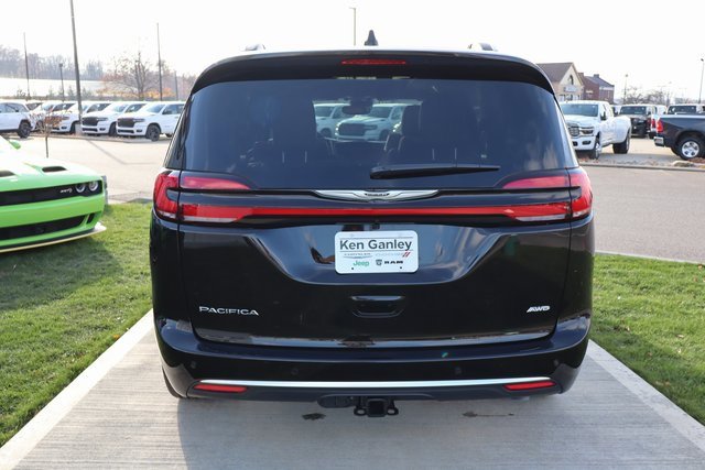 New 2026 Chrysler Pacifica Pinnacle w/ Trailer Tow Group image 37