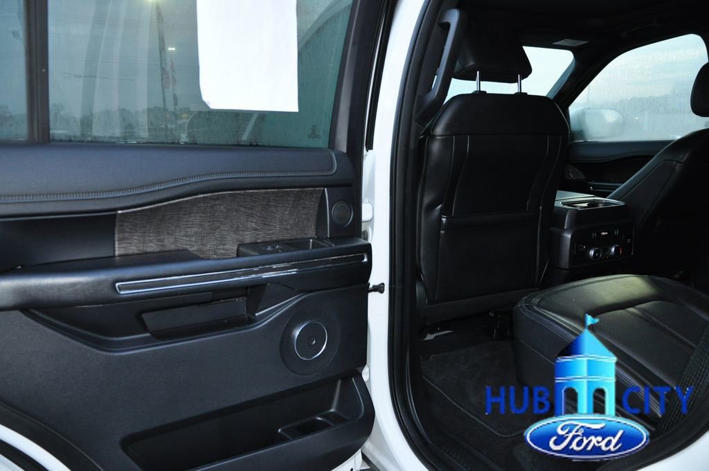 Used 2021 Ford Expedition Limited image 13