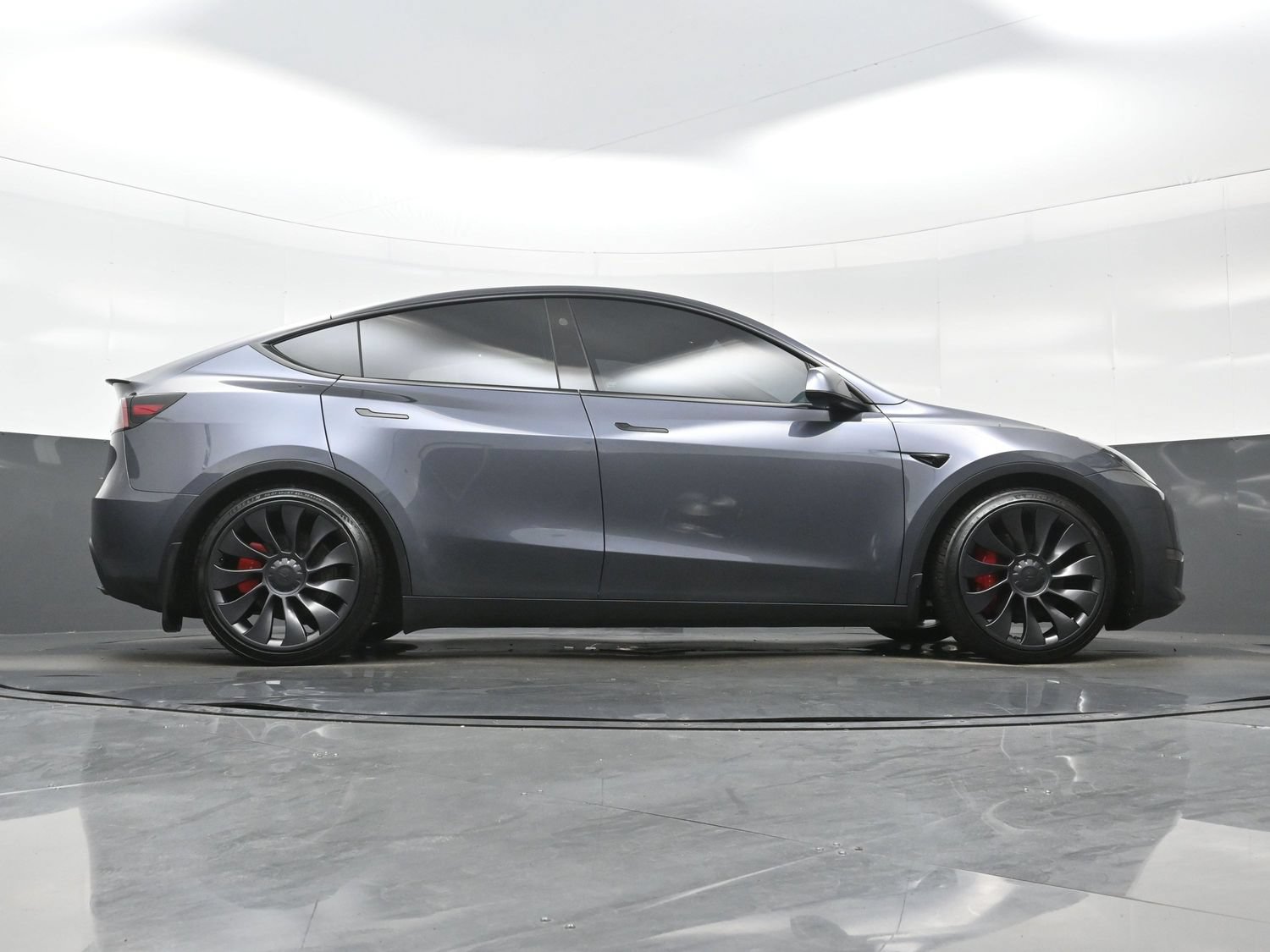 Used 2023 Tesla Model Y Performance AWD/4WD image 32