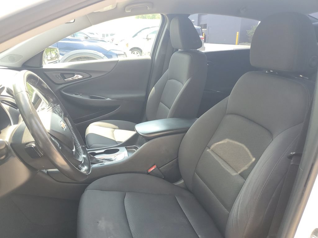 Used 2021 Chevrolet Malibu RS w/ LPO, Convenience Package 2 FWD image 7