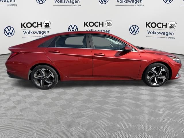 Used 2021 Hyundai Elantra Limited image 9