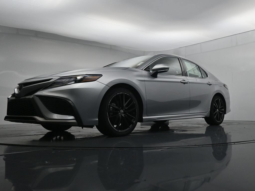 Used 2024 Toyota Camry XSE FWD image 34