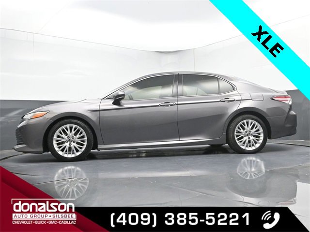 Used 2018 Toyota Camry XLE image 15