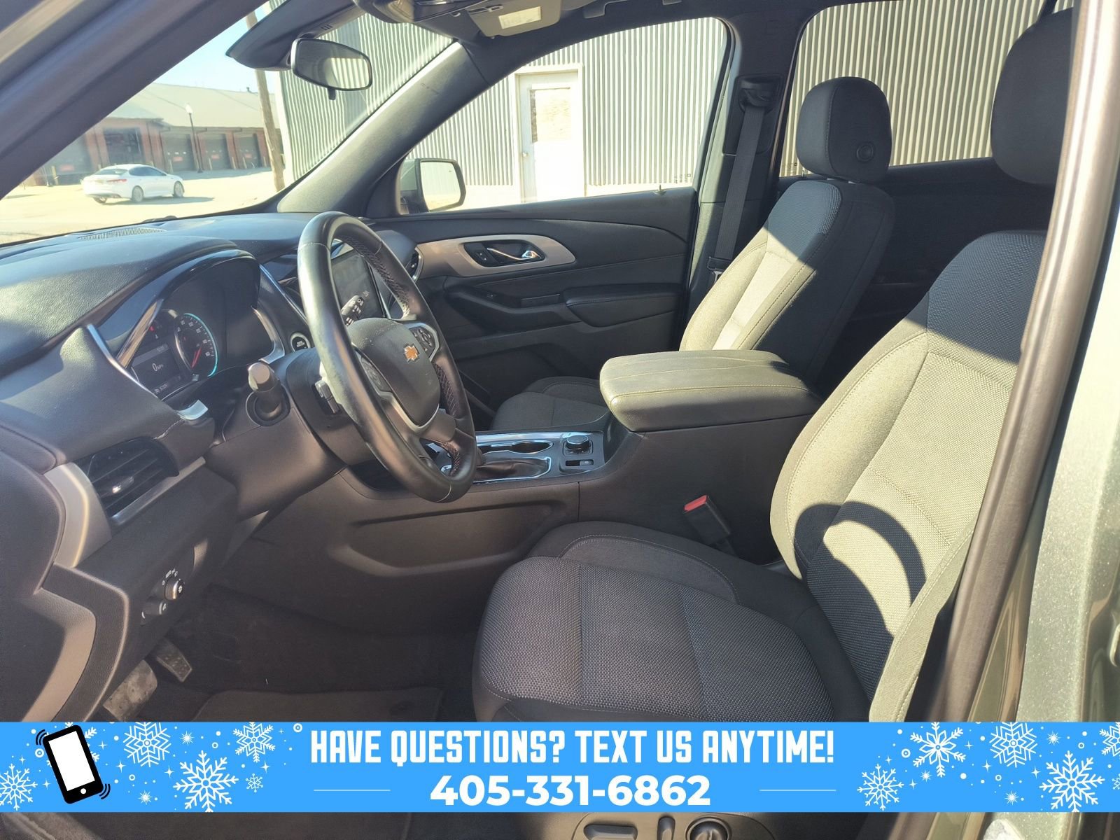 Used 2023 Chevrolet Traverse LT image 20