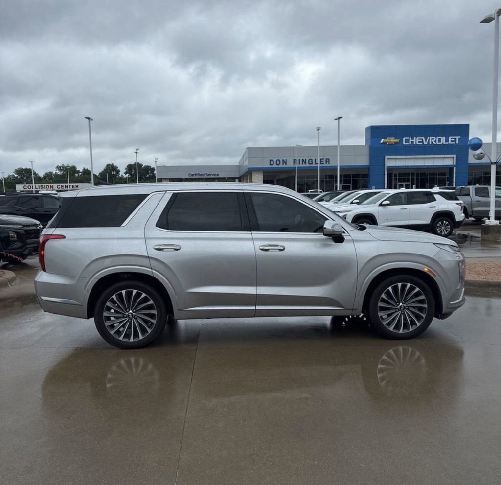 Used 2025 Hyundai Palisade Calligraphy AWD/4WD image 8