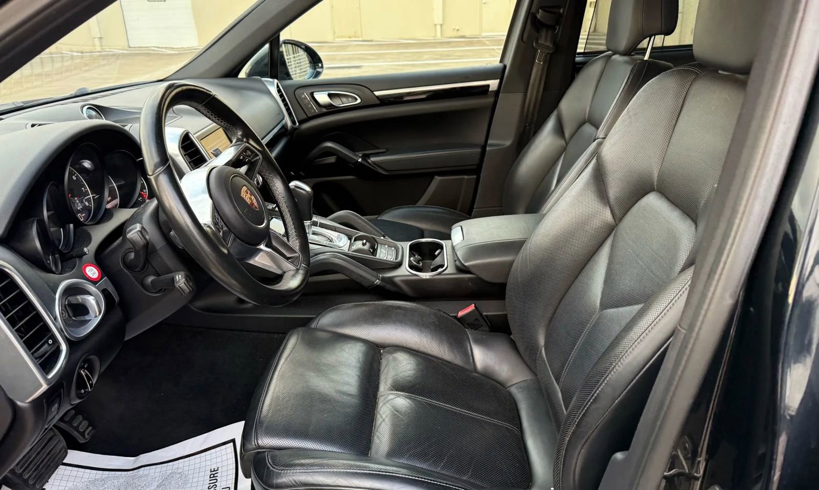 Used 2016 Porsche Cayenne AWD/4WD image 13