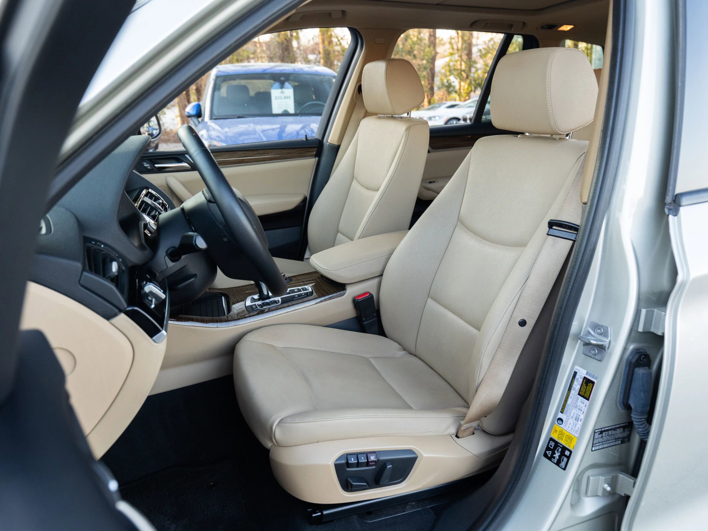Used 2016 BMW X3 xDrive28i AWD/4WD image 16