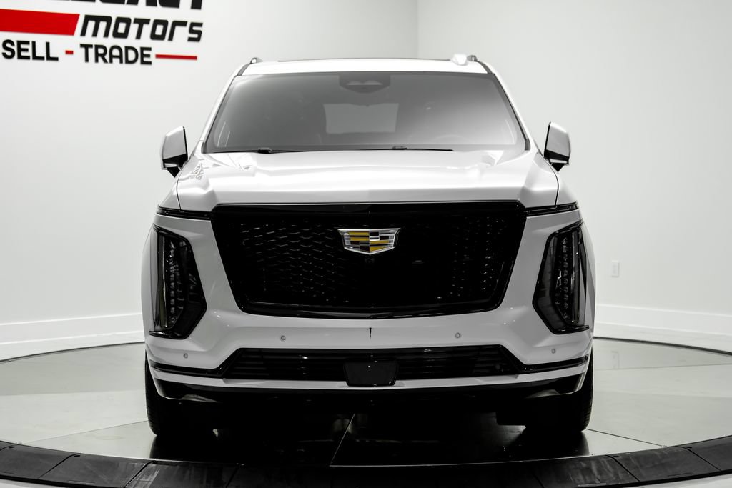 Used 2025 Cadillac Escalade Sport Platinum AWD/4WD image 2