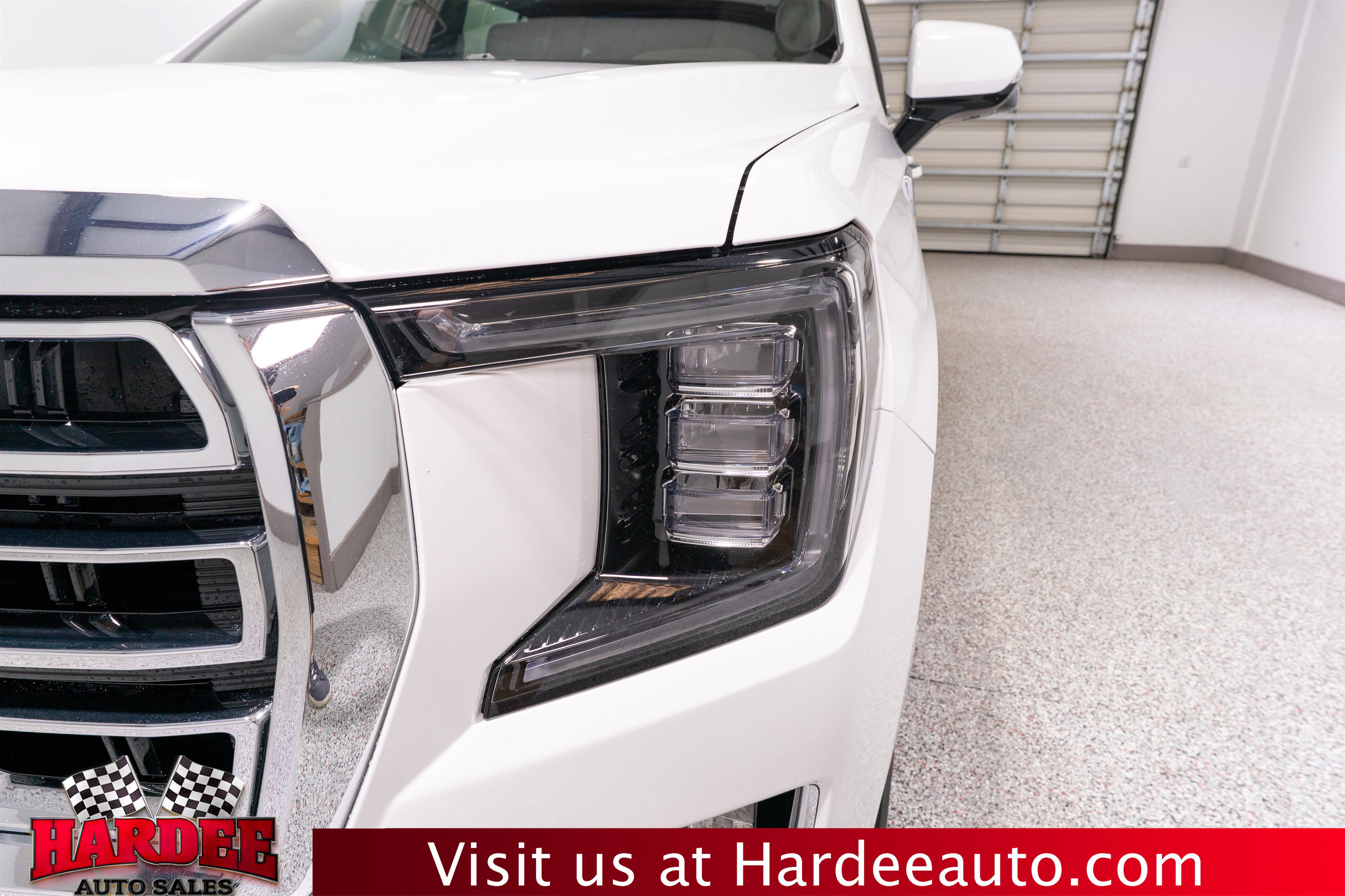 Used 2022 GMC Yukon SLT w/ SLT Premium Package RWD image 8