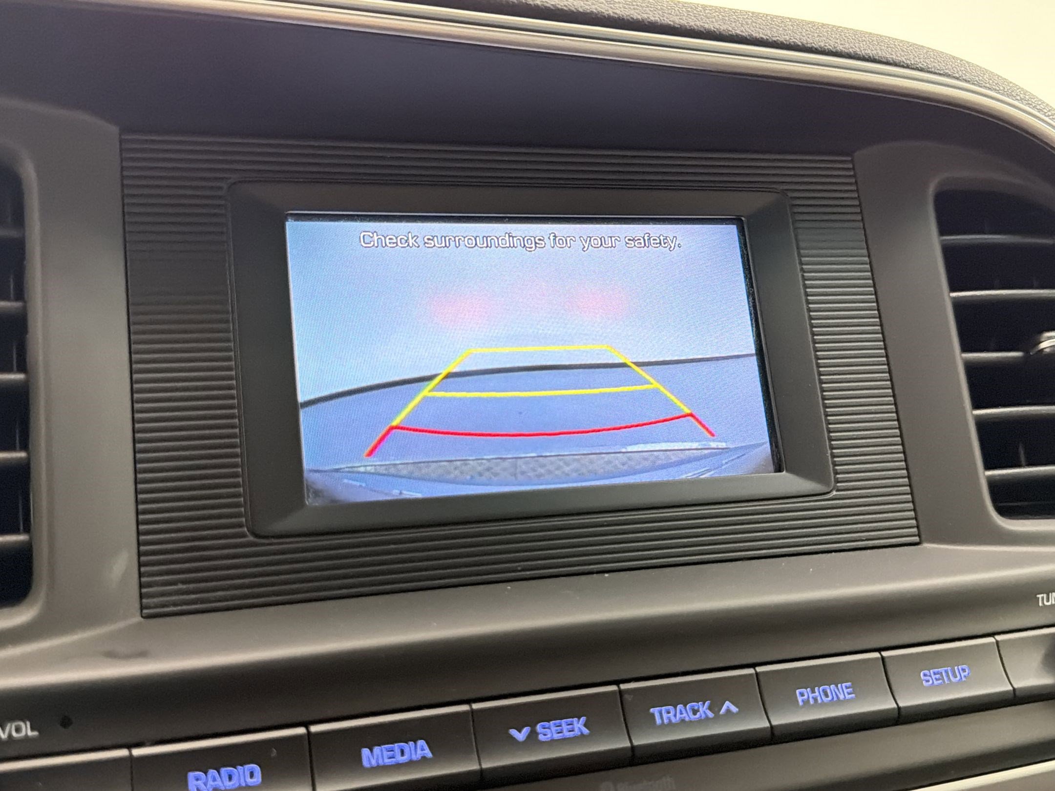 Used 2020 Hyundai Elantra SE w/ Cargo Package (C1) image 23