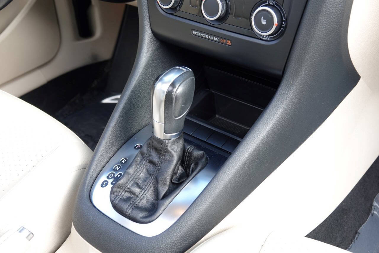 Used 2012 Volkswagen Jetta TDI FWD image 62