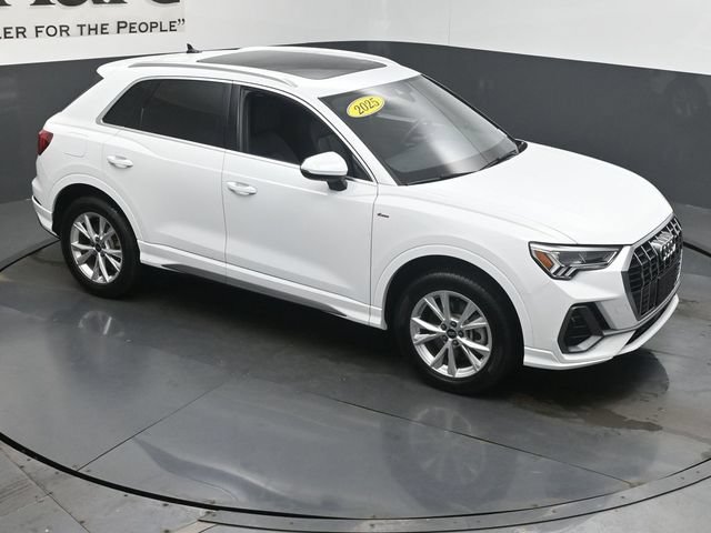 Used 2025 Audi Q3 2.0T Premium AWD/4WD image 40