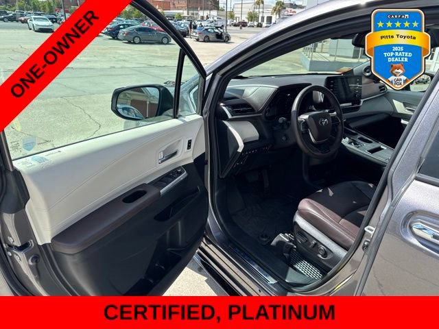 Used 2023 Toyota Sienna Platinum FWD image 9