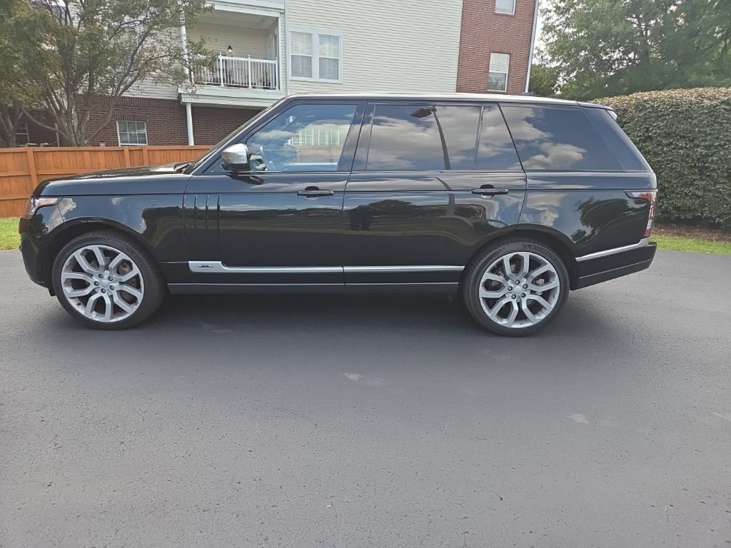Used 2017 Land Rover Range Rover Long Wheelbase Supercharged AWD/4WD image 2