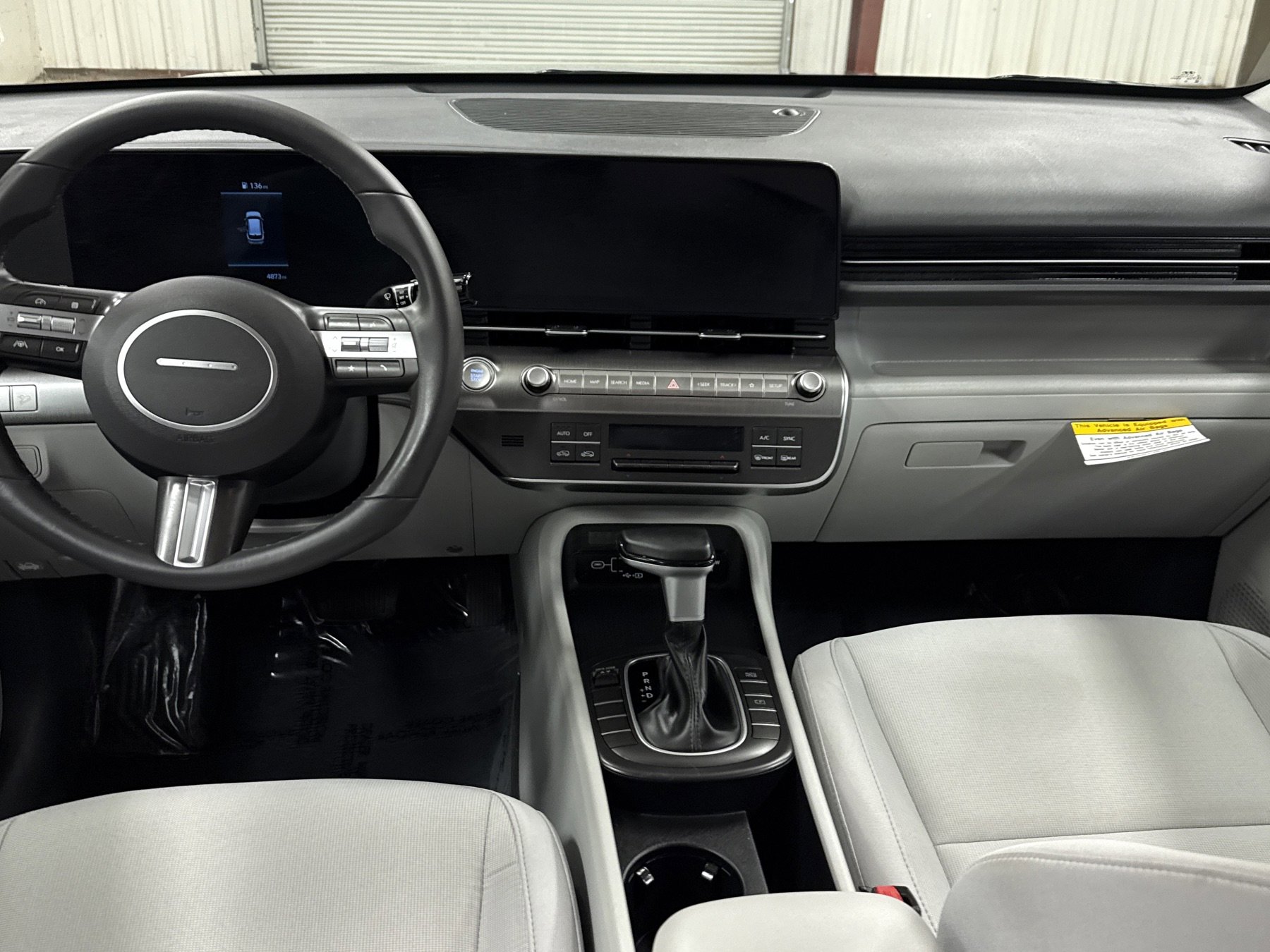 Used 2025 Hyundai Kona SEL image 15