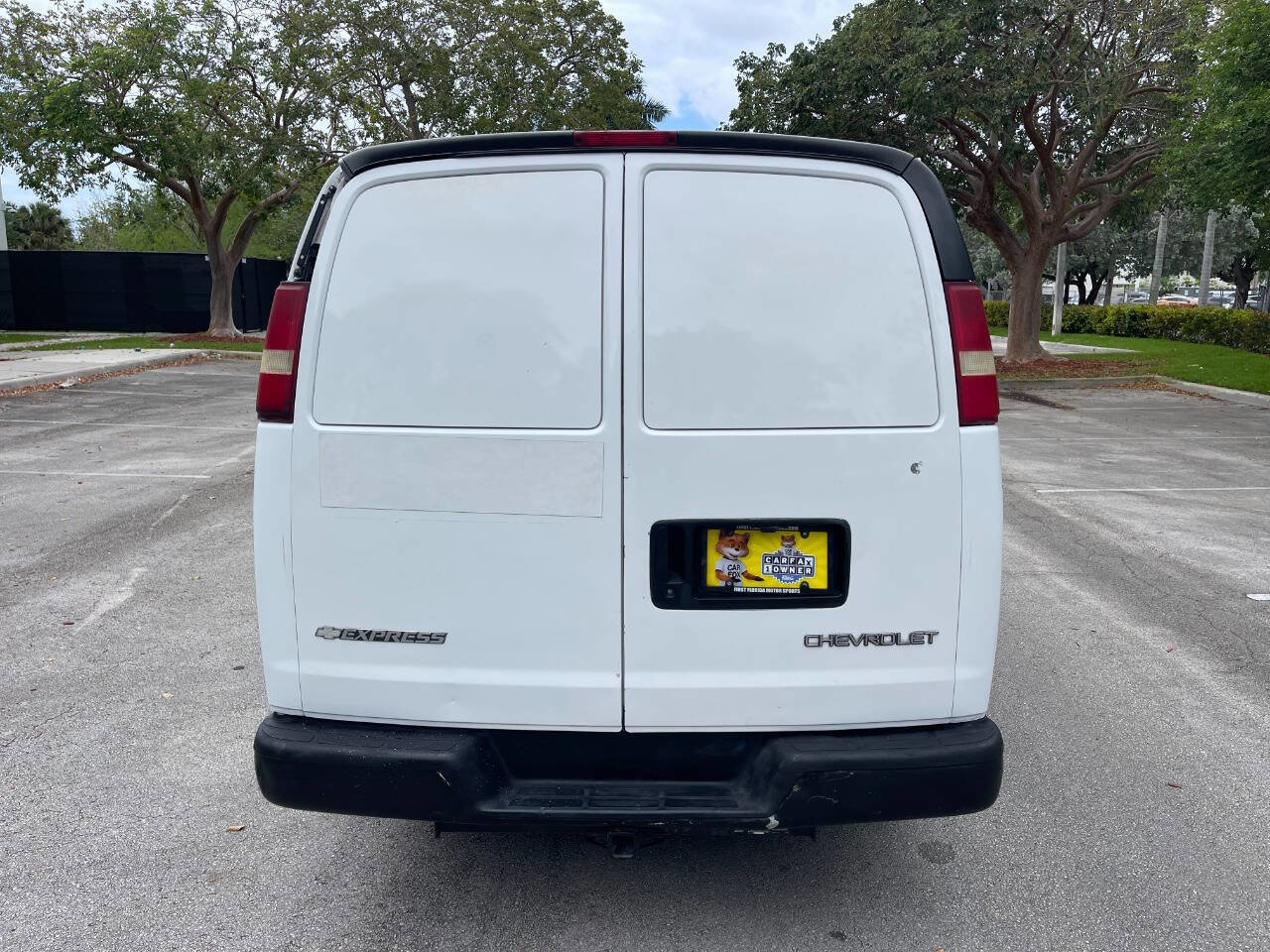 Used 2004 Chevrolet Express 1500 RWD image 33