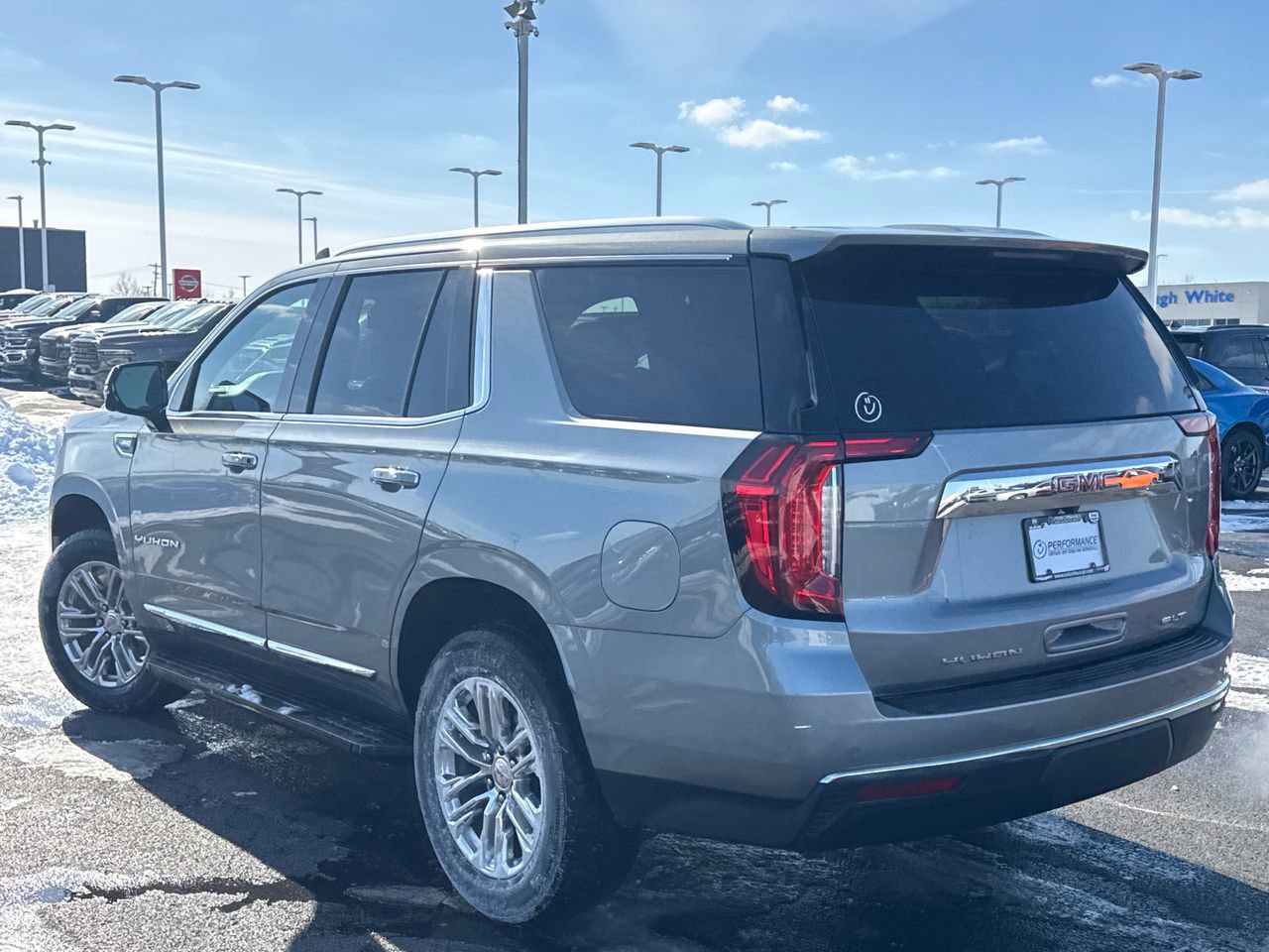 Used 2023 GMC Yukon SLT image 5