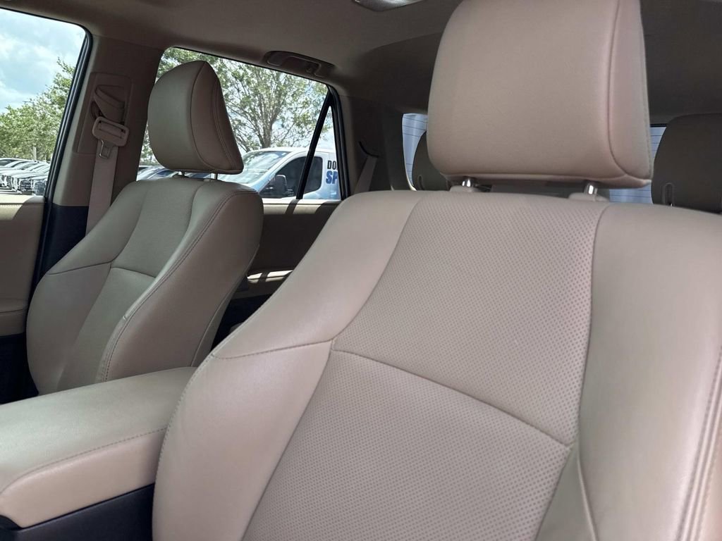 Used 2023 Toyota 4Runner Limited image 26