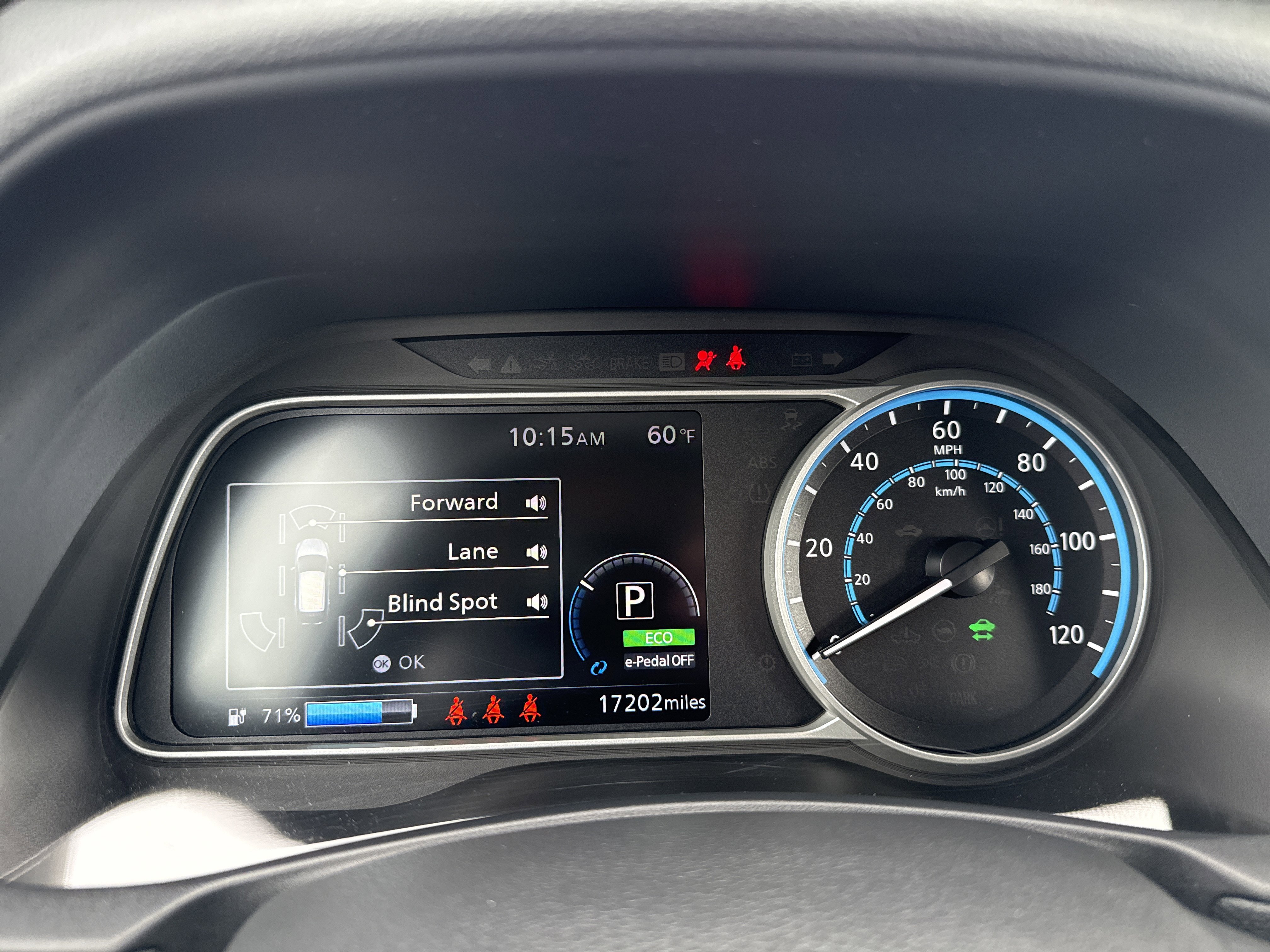 Certified 2024 Nissan Leaf S image 15