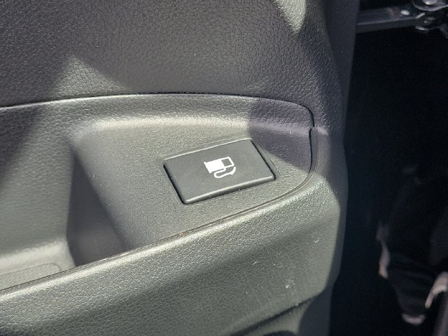 Used 2025 Honda Ridgeline Sport image 17