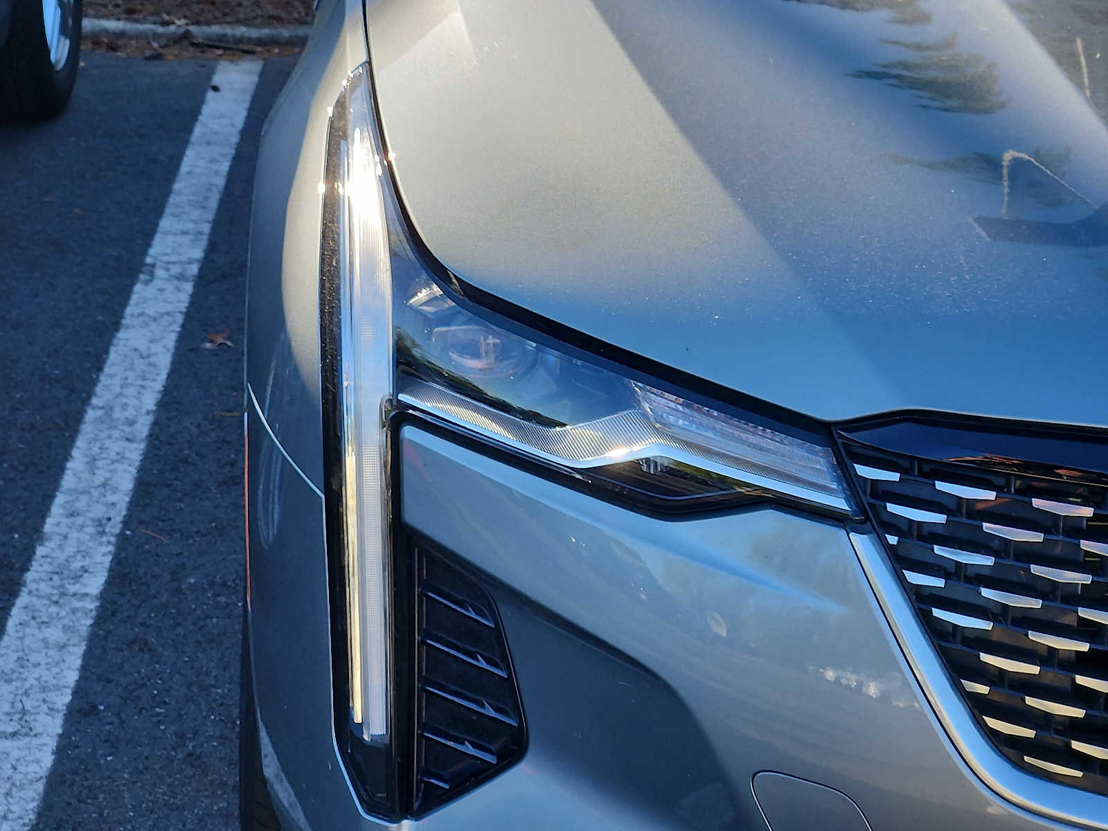 Used 2023 Cadillac CT4 Luxury w/ Sun And Sound Package AWD/4WD image 3