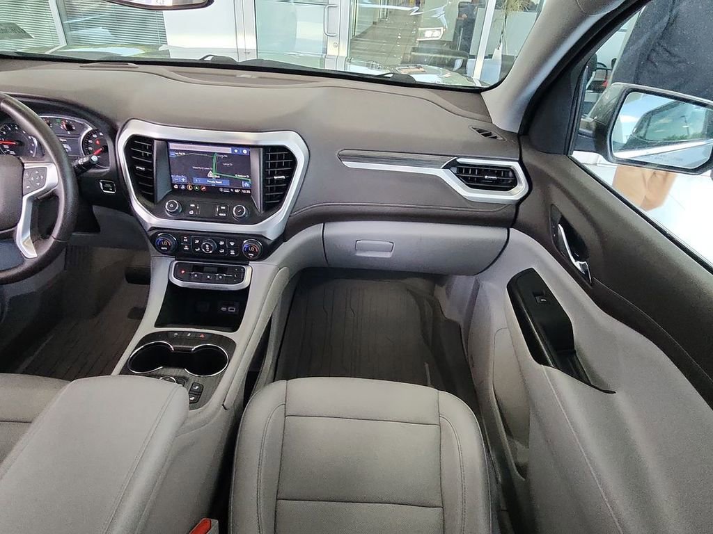 Certified 2023 GMC Acadia SLT w/ LPO, Floor Liner Package FWD image 29