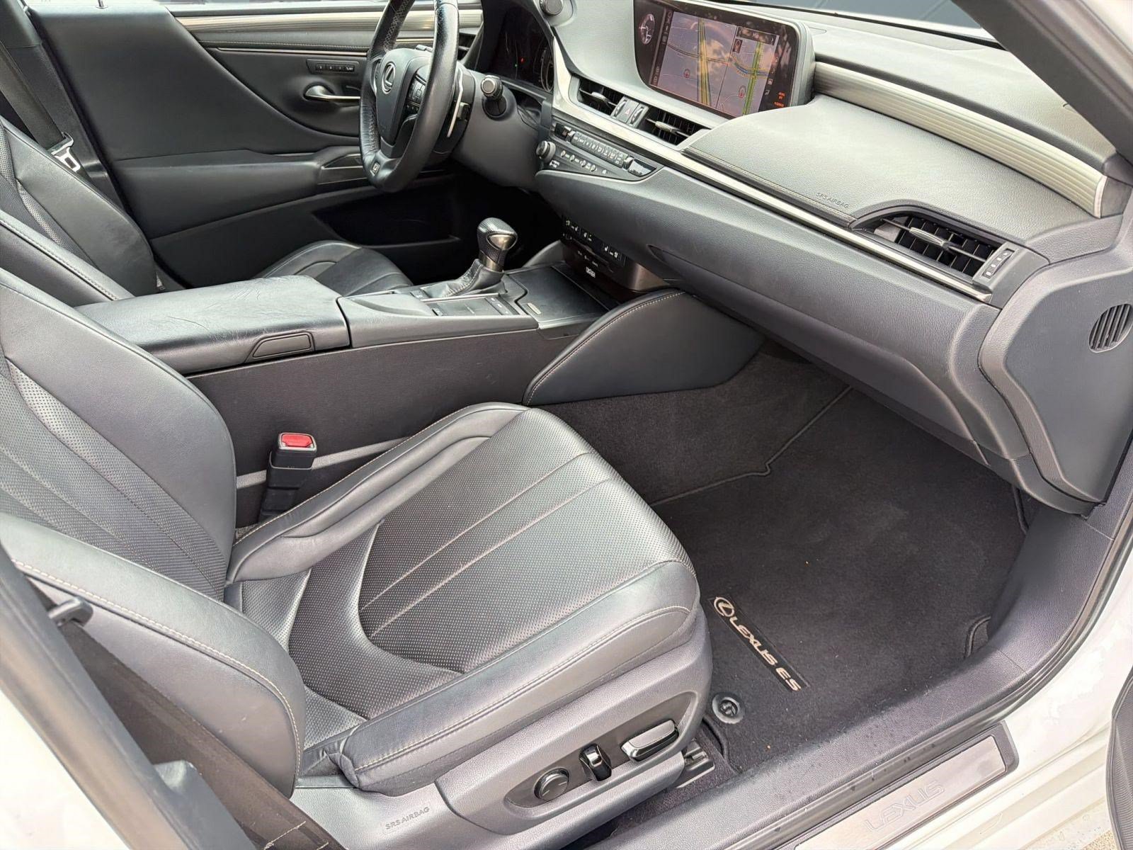 Used 2019 Lexus ES 350 F Sport w/ Accessory Package 2 FWD image 24