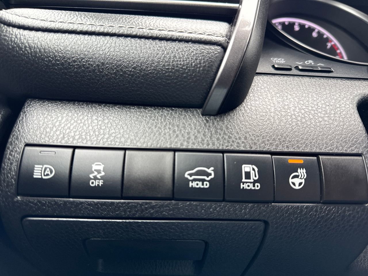 Used 2023 Toyota Camry SE image 16