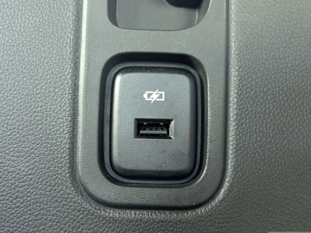 Certified 2023 Chevrolet Traverse RS image 17