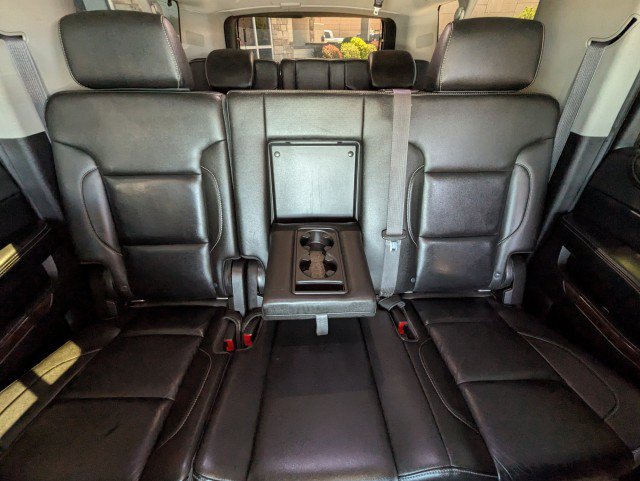 Used 2015 Chevrolet Suburban LT AWD/4WD image 21