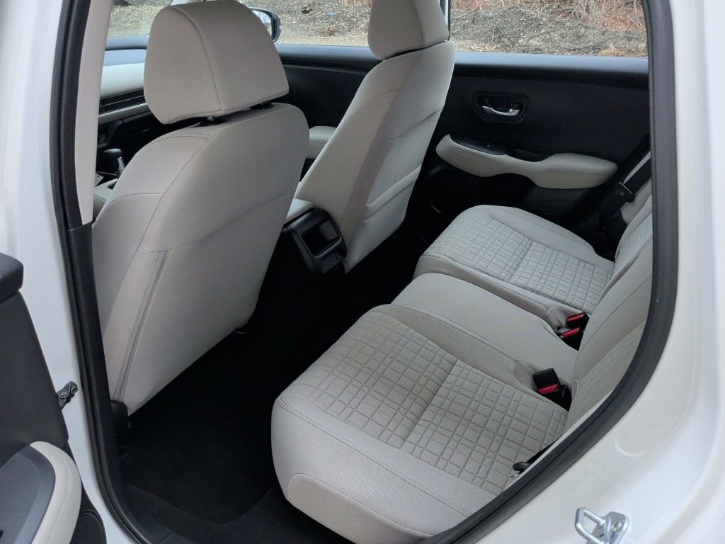 Certified 2025 Honda HR-V LX image 12