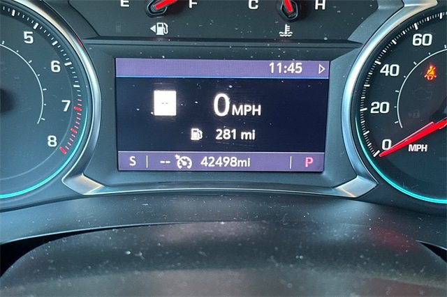 Used 2023 Chevrolet Traverse RS w/ LPO, 'HIT The Road' Package image 35