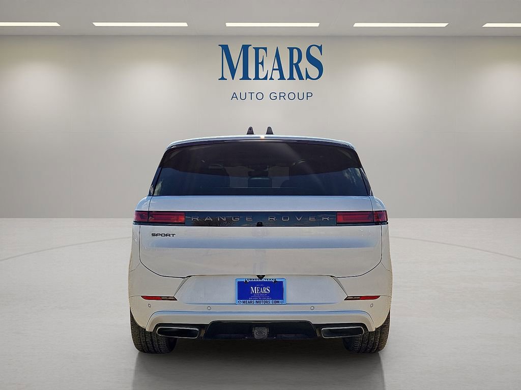 Used 2024 Land Rover Range Rover Sport Dynamic SE image 4