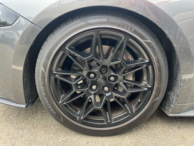 Used 2019 Ford Mustang GT RWD image 5