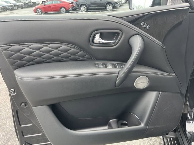 Certified 2024 INFINITI QX80 Sensory AWD/4WD image 10