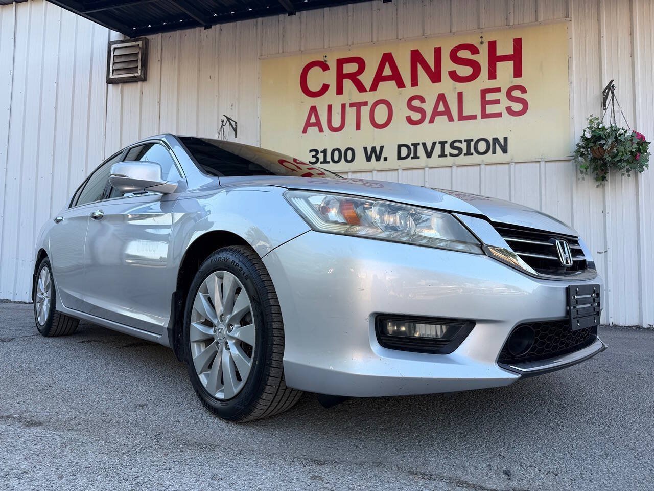 Used 2014 Honda Accord Touring image 1