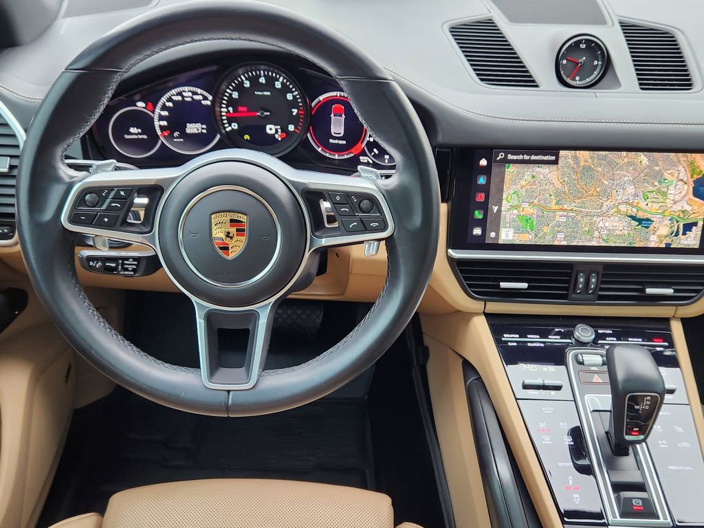 Used 2023 Porsche Cayenne Platinum Edition image 24