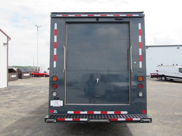 Used 2021 Ford Transit 350 DRW RWD image 4