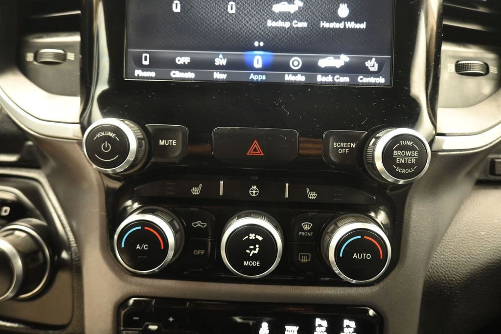 Used 2019 RAM 1500 Big Horn AWD/4WD image 19