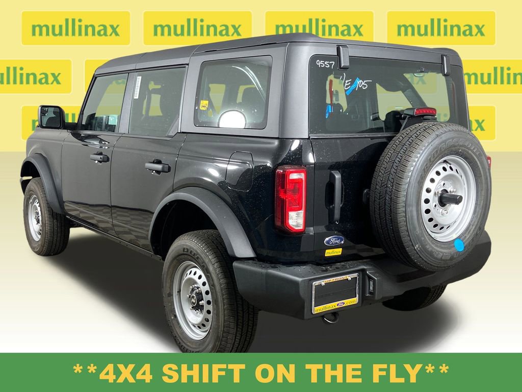 New 2025 Ford Bronco 4-Door image 9