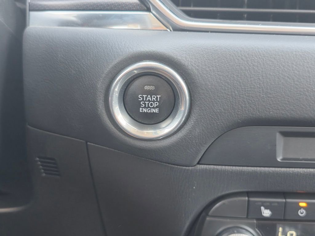 Used 2025 MAZDA CX-5 Carbon Edition image 30