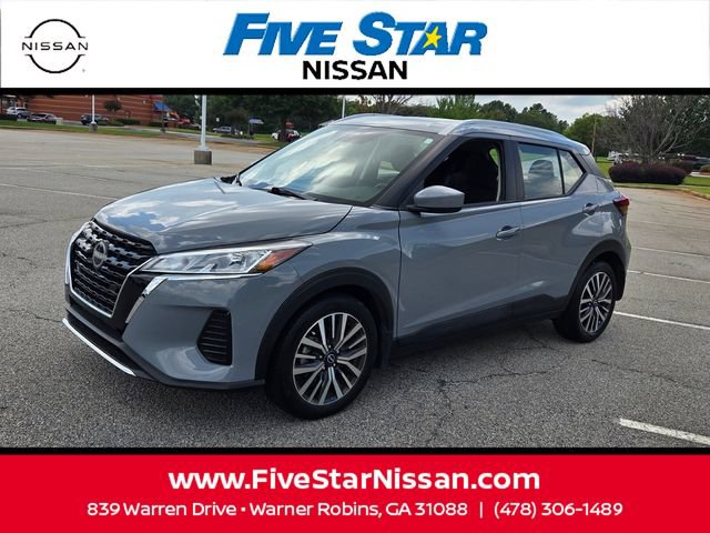 Used 2023 Nissan Kicks SV FWD image 3