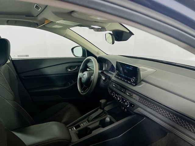 Certified 2023 Honda Accord EX image 9