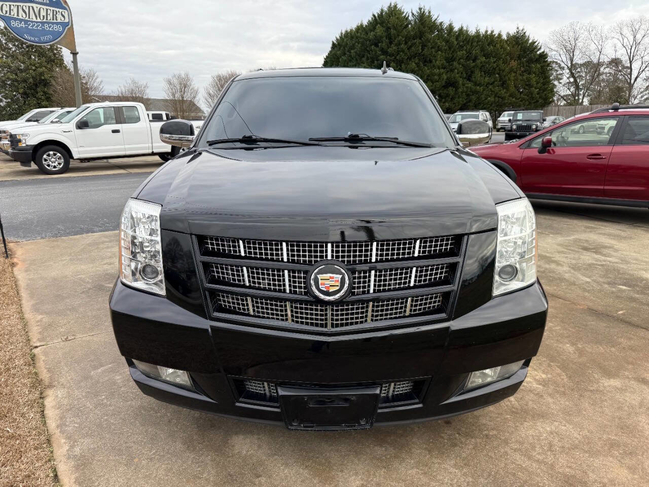 Used 2013 Cadillac Escalade Premium AWD/4WD image 6